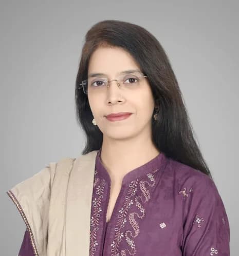 Portrait of Ms. Asma Ahmed